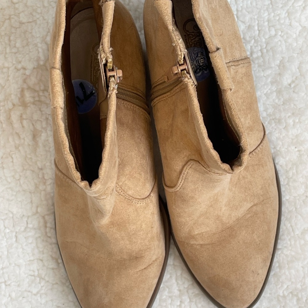 Carlos by Carlos Santana Light Brown/Tan Ankle Booties - Picture 3 of 7